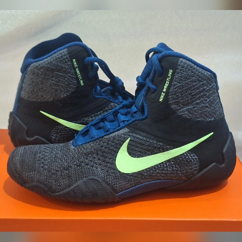 Nike Tawa Wrestling Sneakers